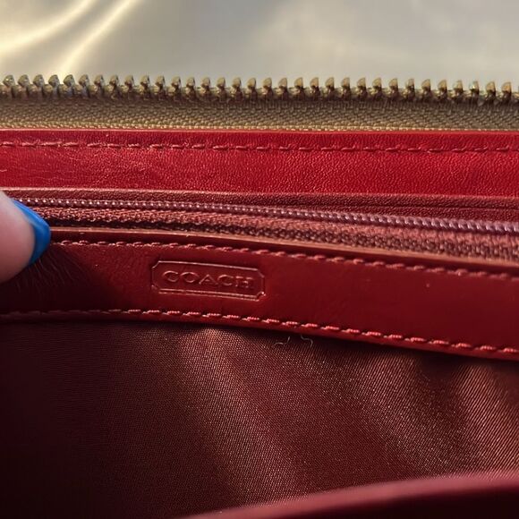 Coach Legacy Signature Stripe Accordion Zip Style 48032 Khaki Black Cherry - Picture 13 of 16